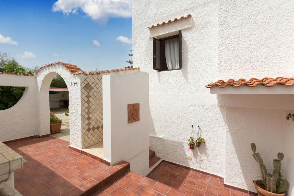 Villa Isabo Mola di Bari Exterior foto